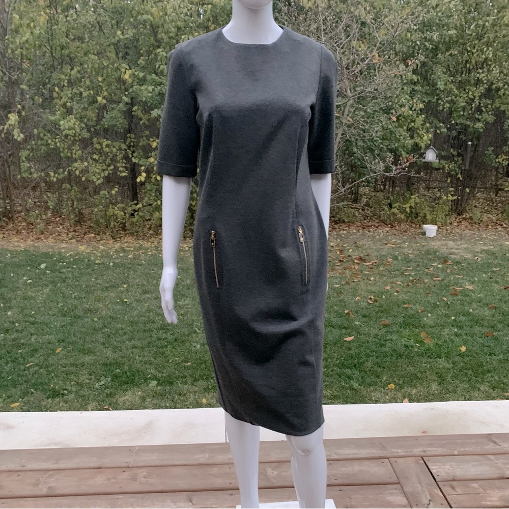 Dark Gray Pencil Dress at knee gold Metal Zipper accents short sleeves Eur 40